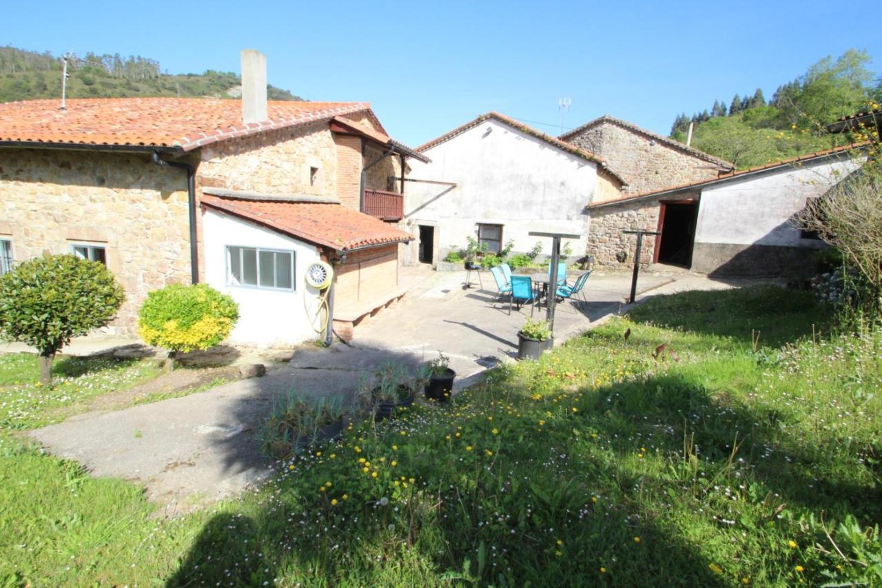 “La Casa Del Guarda” Villa Treceño Eksteriør billede